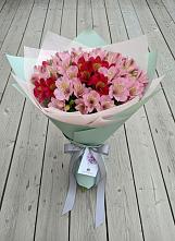 Букет цветов из:  Альстромерии #REPLACE_PRED# Богородском