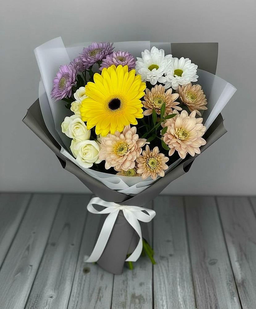 Букет цветов из: Розы, Герберы и Хризантемы в Богородском