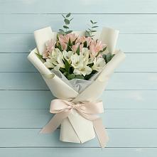 Букет цветов из:  Альстромерии в Богородском