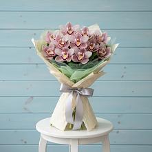 Букет цветов из:  Орхидеи и Розы в Богородском