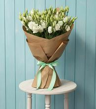 Букет цветов из:  Лизиантусы в Богородском