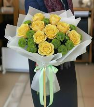 Букет цветов из:  Хризантемы и Розы в Богородском