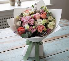 Букет цветов из:  Розы, Лизиантусы и Гвоздики в Богородском