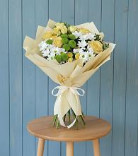 Букет цветов из:  Хризантемы и Розы в Богородском