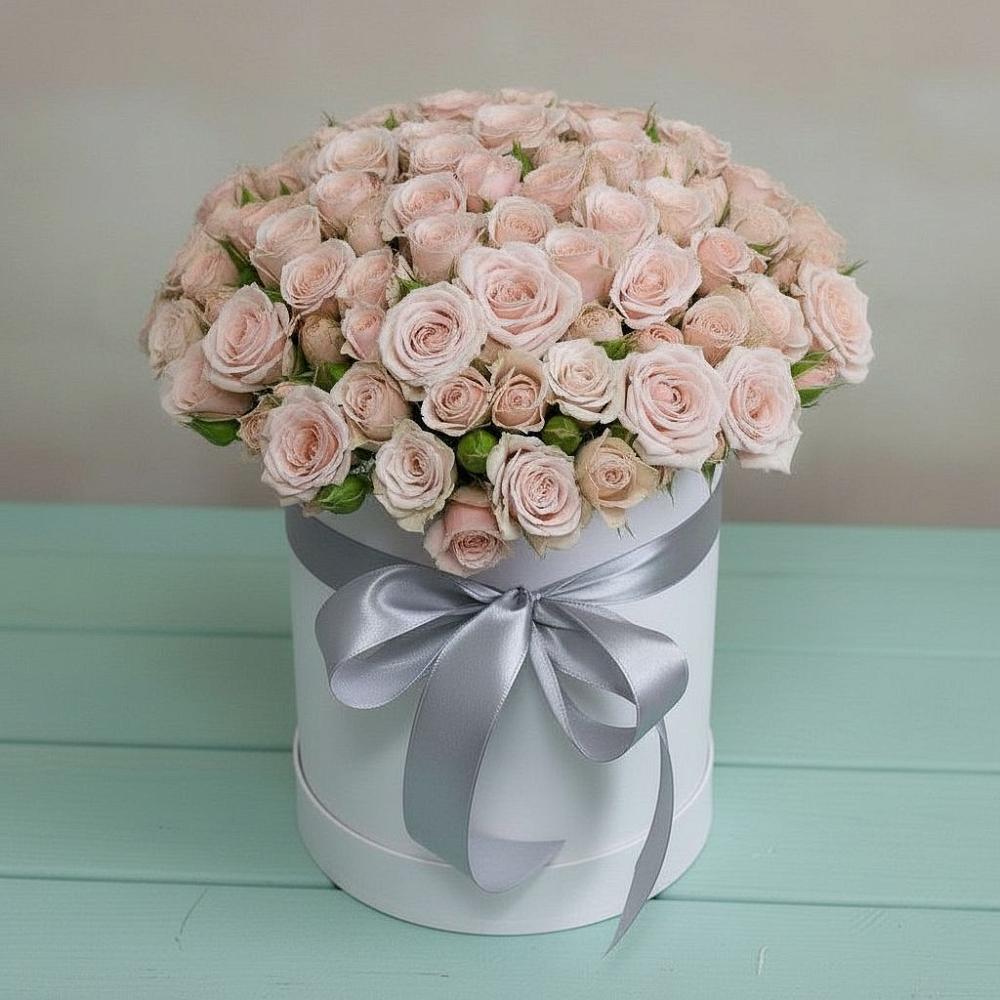 Цветочная композиция из Розы в шляпной коробке в Богородском